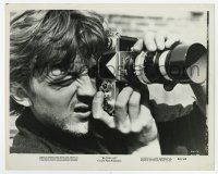 9h160 BLOW-UP 8x10 still '67 best close up of David Hemmings taking pictures with Nikon camera!