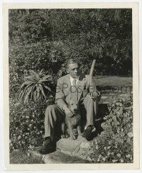 9h171 BORIS KARLOFF 8x10 still '30s clean shaved sitting with his dog at his California home!