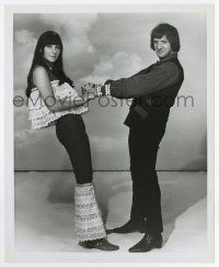 9h224 CHER/SONNY BONO 8.25x10 still '60s wonderful portrait of the famous singing married couple!