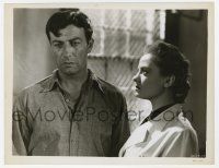9h445 HIGH WALL 8x10.25 still '48 Audrey Totter looks at worried Robert Taylor, film noir!