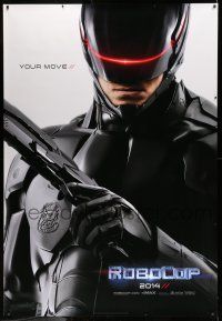 9j458 ROBOCOP DS bus stop '14 cool close-up of Joel Kinnaman in the title role, your move!