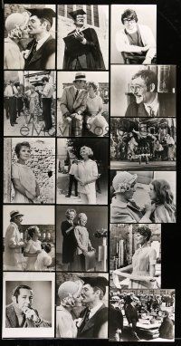 9m005 LOT OF 29 GOODBYE MR. CHIPS 8x10 STILLS AND 20 BROCHURES '69 great portraits of the top stars!