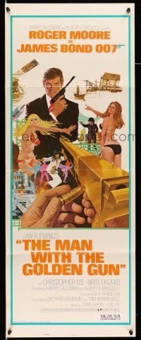 9t679 MAN WITH THE GOLDEN GUN insert '74 art of Roger Moore as James Bond by Robert McGinnis!