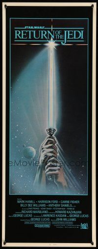 9t753 RETURN OF THE JEDI int'l insert '83 George Lucas, art of hands holding lightsaber by Reamer!