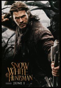 9w678 SNOW WHITE & THE HUNTSMAN June 1 teaser 1sh '12 cool image of Chris Hemsworth in title role!