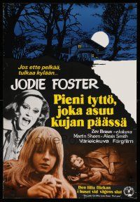 1b193 LITTLE GIRL WHO LIVES DOWN THE LANE Finnish '77 very young Jodie Foster, enveloped by fear!