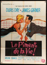 1g876 THRILL OF IT ALL French 1p '63 different Siry art of Doris Day & James Garner about to kiss!