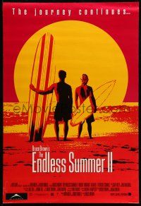 1k210 ENDLESS SUMMER 2 1sh '94 great image of surfers with boards on the beach at sunset!