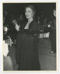 1m594 LORETTA YOUNG 8x10 news photo '82 the Hollywood legend at a social event by Marc Vodofsky!