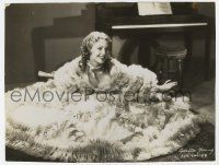 1m593 LORETTA YOUNG 7x9.25 still '35 smiling & curtseying in huge dress from Clive of India!