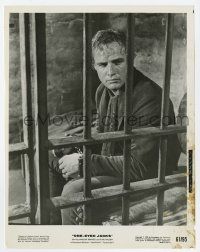 1m692 ONE EYED JACKS 8x10.25 still '61 close up of Marlon Brando handcuffed in prison cell!