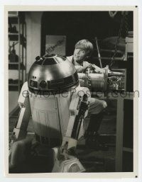1m853 STAR WARS HOLIDAY SPECIAL TV 7.5x9.25 still '78 great image of Mark Hamill & R2-D2, rare!