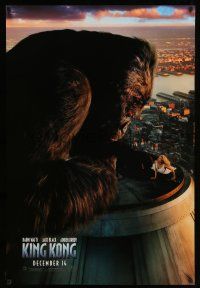 1w443 KING KONG teaser DS 1sh '05 Naomi Watts & ape on rooftop of Empire State Building!