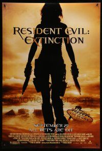 1w647 RESIDENT EVIL: EXTINCTION advance DS 1sh '07 silhouette of zombie killer Milla Jovovich!