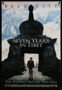 1w693 SEVEN YEARS IN TIBET advance DS 1sh '97 adventurer Brad Pitt, Jean-Jacques Annaud!