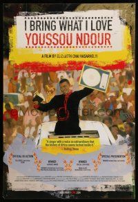 1w848 YOUSSOU NDOUR: I BRING WHAT I LOVE heavy stock int'l 1sh '08 cool image of singer & crowd!