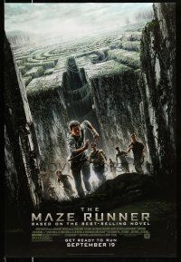 2c530 MAZE RUNNER style B advance DS 1sh '14 Dylan O'Brien, Poulter, Brodie-Sangster!