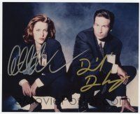 2d0941 X-FILES signed color 8x10 REPRO still '94 by BOTH Gillian Anderson AND David Duchovny!