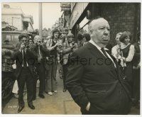 2s332 FRENZY candid 7.5x9.5 still '72 photographers constantly photographing Alfred Hitchcock!