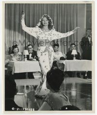 2s354 GILDA 8.25x10 still '46 sexy Rita Hayworth singing & dancing to Latin beat by Cronenweth!