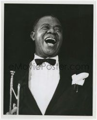 2s549 LOUIS ARMSTRONG 8.25x10 still '67 King of Jazz starring in Dixieland at Disneyland!