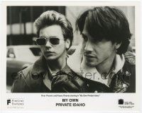 2s651 MY OWN PRIVATE IDAHO video 8x10 still '92 great close up of River Phoenix & Keanu Reeves!
