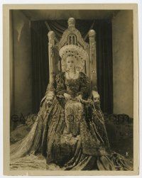 2s935 UNKNOWN ACTRESS 8x10.25 still '20s wonderful image of pretty woman on throne, help identify!