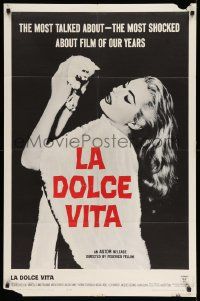 2t517 LA DOLCE VITA 1sh '61 Federico Fellini, close up of sexy Anita Ekberg with kitten!