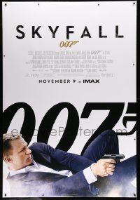 3c313 SKYFALL IMAX advance DS bus stop '12 image of Daniel Craig as James Bond on back shooting gun
