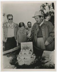 3d209 SONG OF THE SOUTH candid 8x10 still '46 Walt Disney helps Bobby Driscoll cut birthday cake!