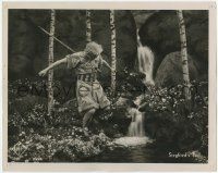 3g078 DIE NIBELUNGEN: SIEGFRIED German 9.25 x 11.75 still '24 Fritz Lang, Paul Richter impaled!