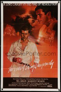 3j991 YEAR OF LIVING DANGEROUSLY 1sh '83 Peter Weir, great artwork of Mel Gibson by Stapleton!