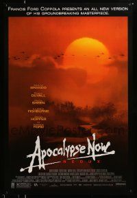 3r131 APOCALYPSE NOW 1sh R01 Francis Ford Coppola, image of choppers over river!
