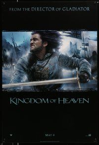 3s016 KINGDOM OF HEAVEN style A teaser 1sh '05 great close image of Orlando Bloom in action!