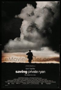 3s545 SAVING PRIVATE RYAN DS 1sh '98 Spielberg, Hanks, image of soldier on hill in front of clouds!