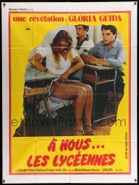 3y962 TEASERS French 1p '77 different image of sexy Gloria Guida pulling up her skirt in class!