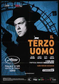 3y310 THIRD MAN Italian 1p R15 different c/u of Orson Welles with gun by Ferris wheel, classic!