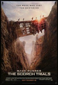 4w598 MAZE RUNNER: THE SCORCH TRIALS style B advance DS 1sh '15 Dylan O'Brien, city in ruins!