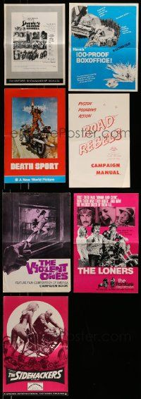 5a077 LOT OF 7 UNCUT MOTORCYCLE/BIKER PRESSBOOKS '60s-70s advertising a variety of movies!