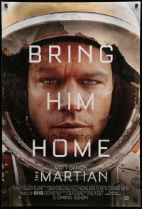 5g592 MARTIAN style A advance DS 1sh '15 close-up of astronaut Matt Damon, bring him home!
