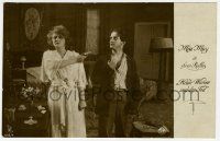 5h101 HILDE WARREN UND DER TOD 516/4 German Ross postcard '17 angry Mia May points gun at her son!