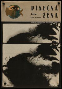 5y166 WOMAN IN THE DUNES Czech 11x16 '68 Hiroshi Teshigahara's Suna no onna, design by Vajce!
