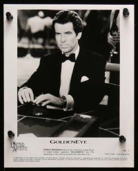 6m086 GOLDENEYE presskit w/ 14 stills '95 Pierce Brosnan as Bond, Scorupco, Famke Janssen!