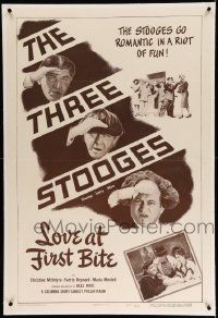 6s156 LOVE AT FIRST BITE linen 1sh '50 The Three Stooges Moe, Larry & Shemp in a romantic riot!