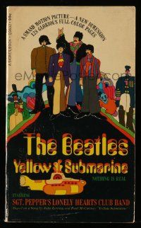 6x095 YELLOW SUBMARINE paperback book '68 cool psychedelic art of Beatles John, Paul, Ringo & George