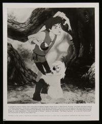 7a276 BLACK CAULDRON presskit w/ 9 stills '85 first Walt Disney CG, great cartoon images!