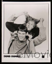 7a176 DUMB & DUMBER presskit w/ 11 stills '95 Jim Carrey & Jeff Daniels are Harry & Lloyd!
