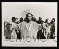 7a394 LAST TEMPTATION OF CHRIST presskit w/ 7 stills '88 Martin Scorsese, Willem Dafoe as Jesus!