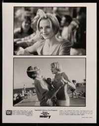 7a439 THERE'S SOMETHING ABOUT MARY presskit w/ 4 stills '98 Stiller, Diaz, Farrelly, coolest cover