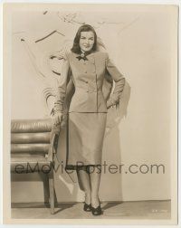 7d341 ELLA RAINES 8x10.25 still '40s full-length portrait modeling a cool dress by couch!
